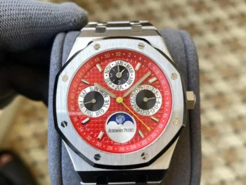 Audemars Piguet Royal Oak "Grande Tapisserie" chronograph 26574