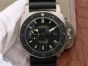 Panerai Luminor Submersible PAM389 - 1:1 Superclone