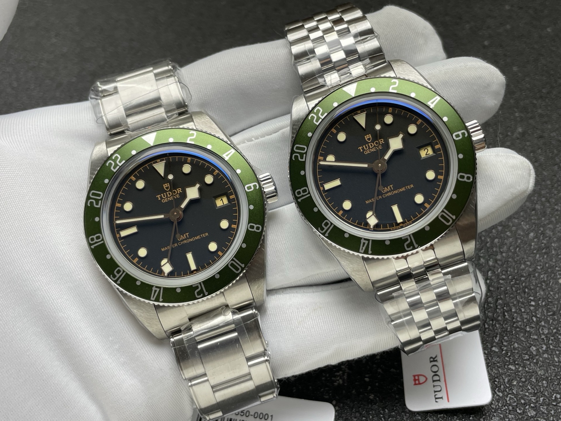 Tudor Black Bay Stainless steel Black dial Stainless-steel bracelet 39 mm GMT / dual time Configuration F1B843 1:1 Superclone