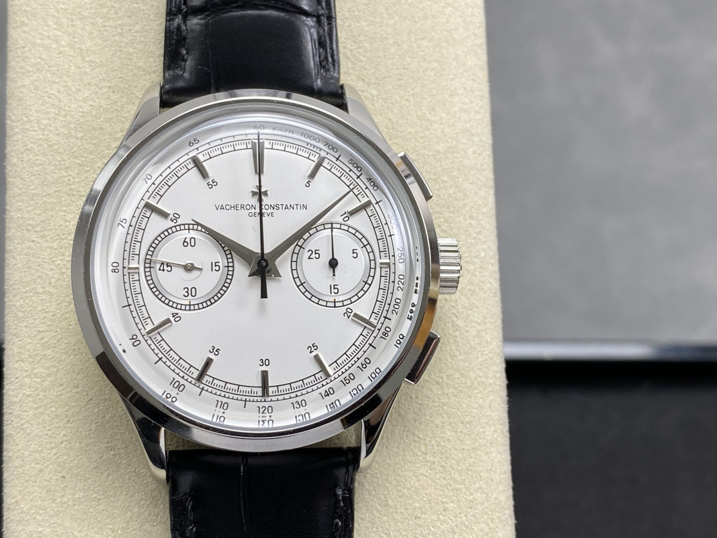 Vacheron Constantin Traditionnelle Chronograph 1:1 Superclone — B6EE57