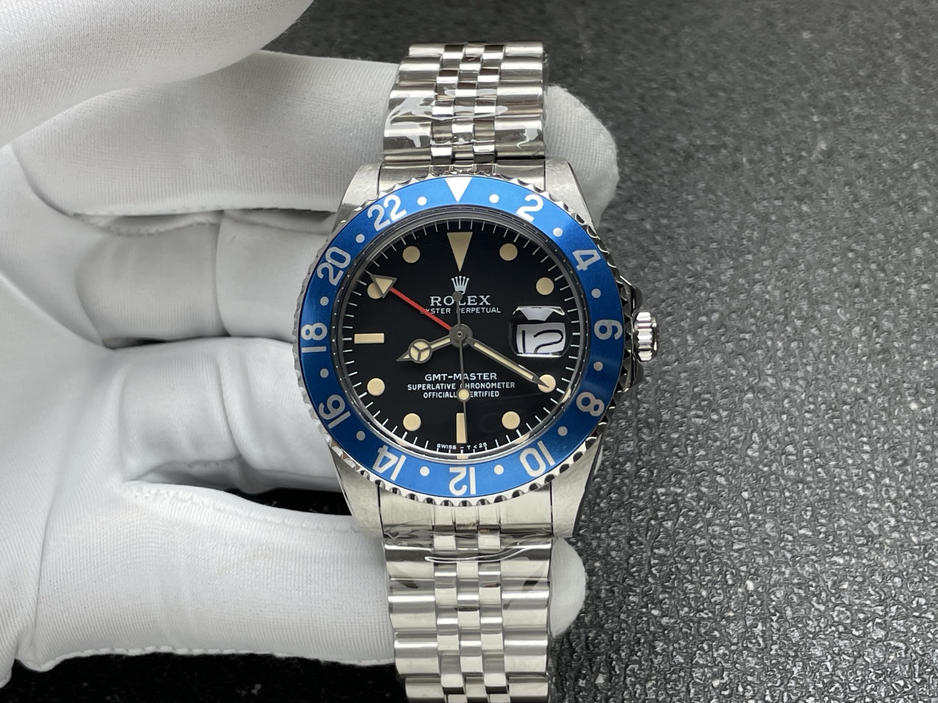 288-0963face8c3f6a9dbb48ca3740e5aa531e0e9db41a4eea2ae707214e430f9448