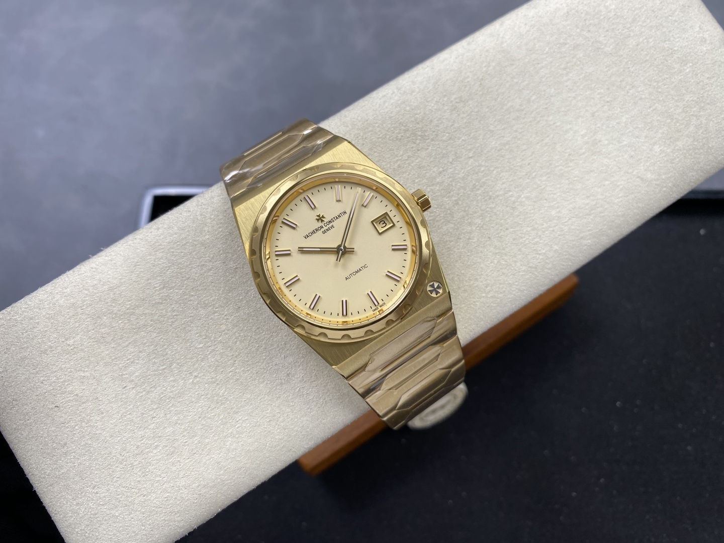 Vacheron Constantin Overseas 37 mm PPF Factory Configuration 8F2E12 1:1 Superclone